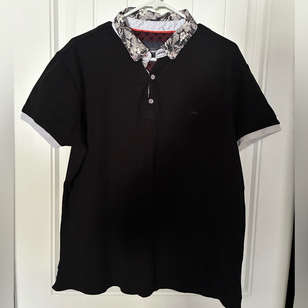 Hummer Essence Elegant Black Slim Fit Polo Shirt with Floral Collar